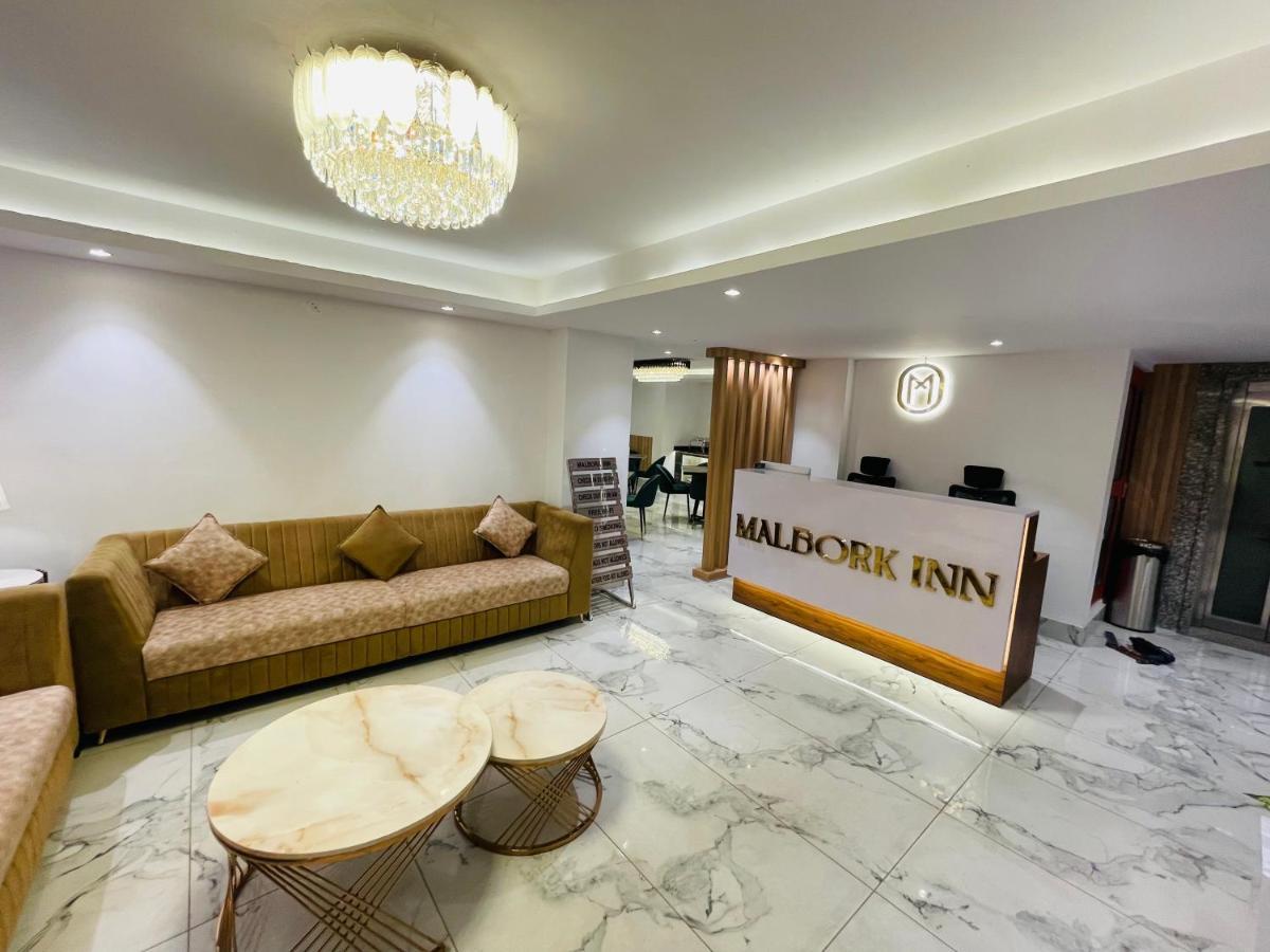 Hotel Malbork Inn @ Janakpuri Делхи Екстериор снимка